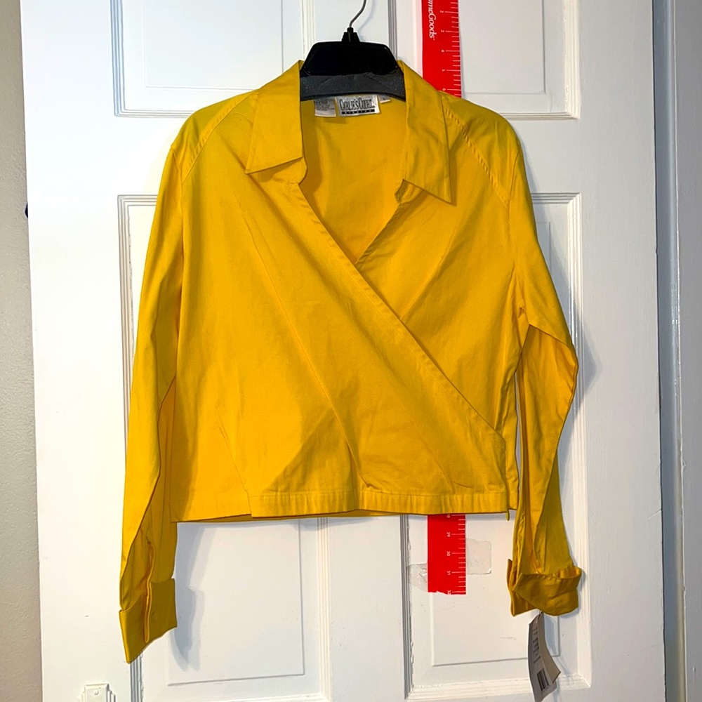 Carlie’s Court Bold Yellow Wrap look Blouse. NWT